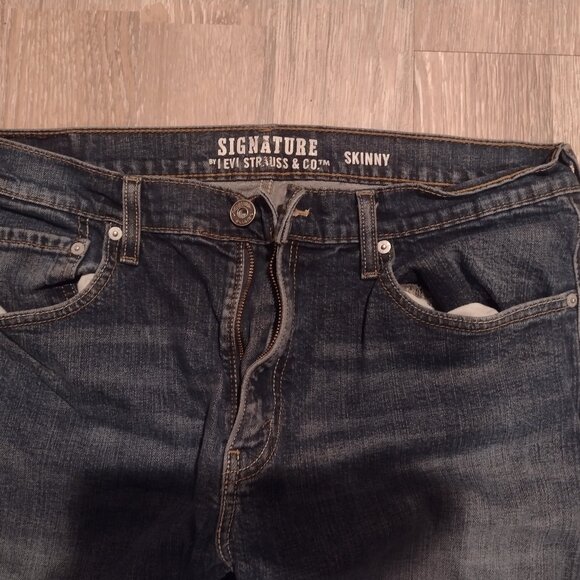 Signature Levi Strauss Navy blue mens skinny jeans size 36x 32 in good condition - Picture 6 of 6